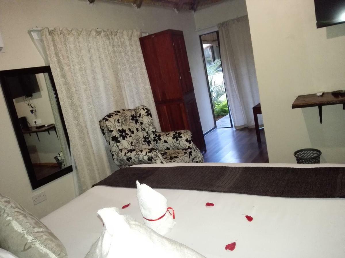 Chobe Sunset Chalets Lesoma Eksteriør billede