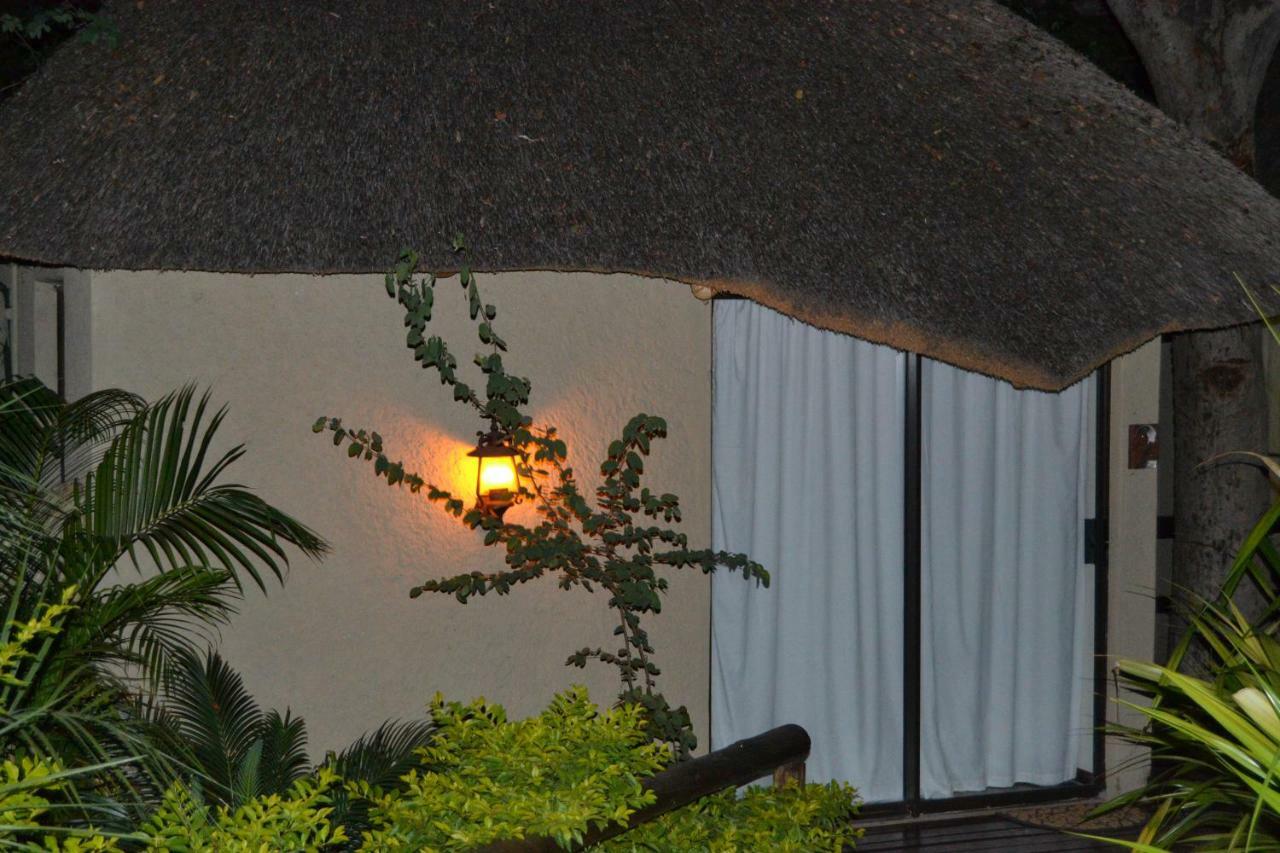 Chobe Sunset Chalets Lesoma Eksteriør billede